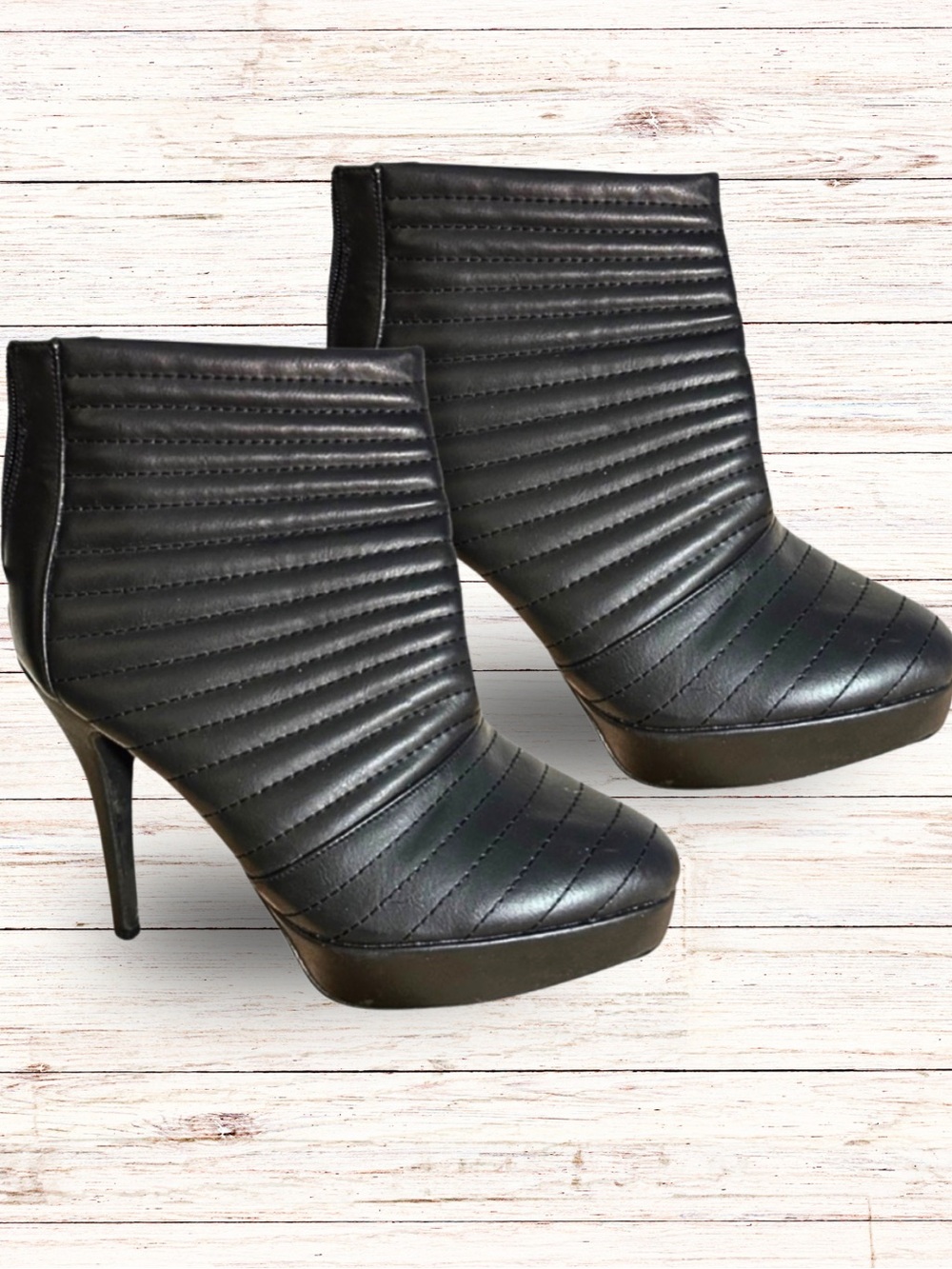 TORRID HEELED ANKLE BOOTS Moto Black Quilted Leather Platform Booties Goth SZ 9
